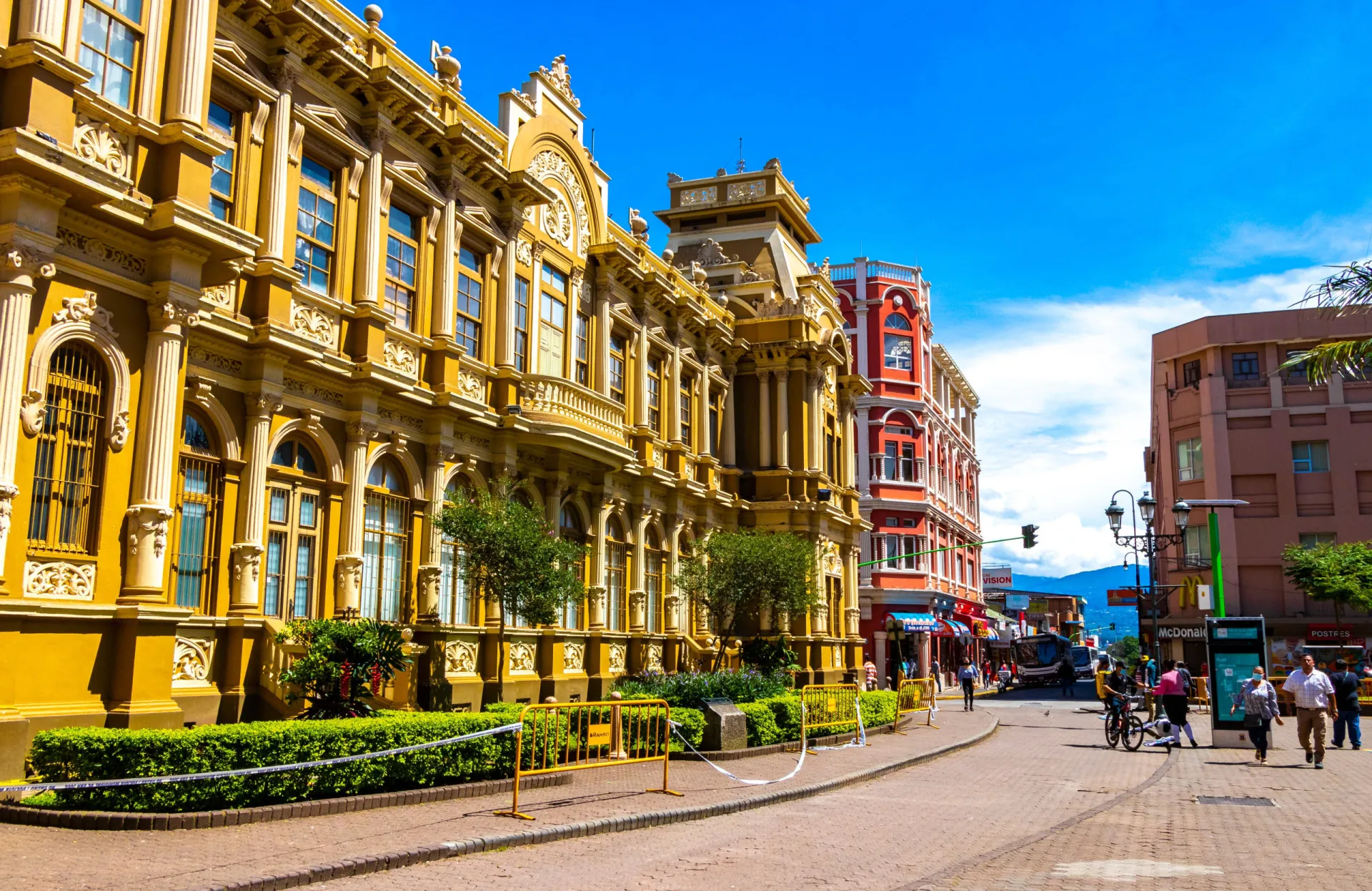Teatro Nacional da Costa Rica em San José, um belo edifício no centro da cidade.