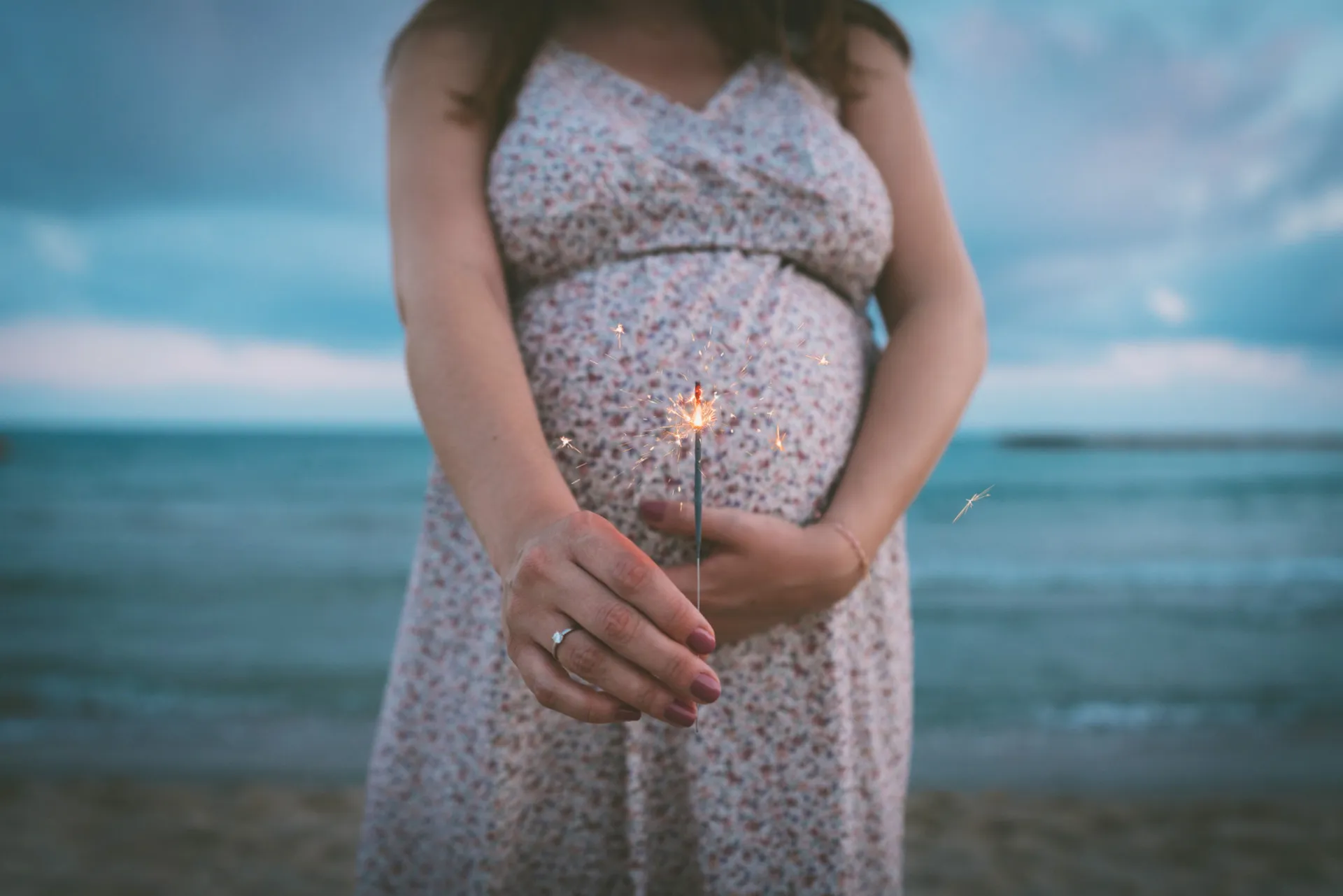 Pacote de preservativos, representando um método de contracepção para prevenção.