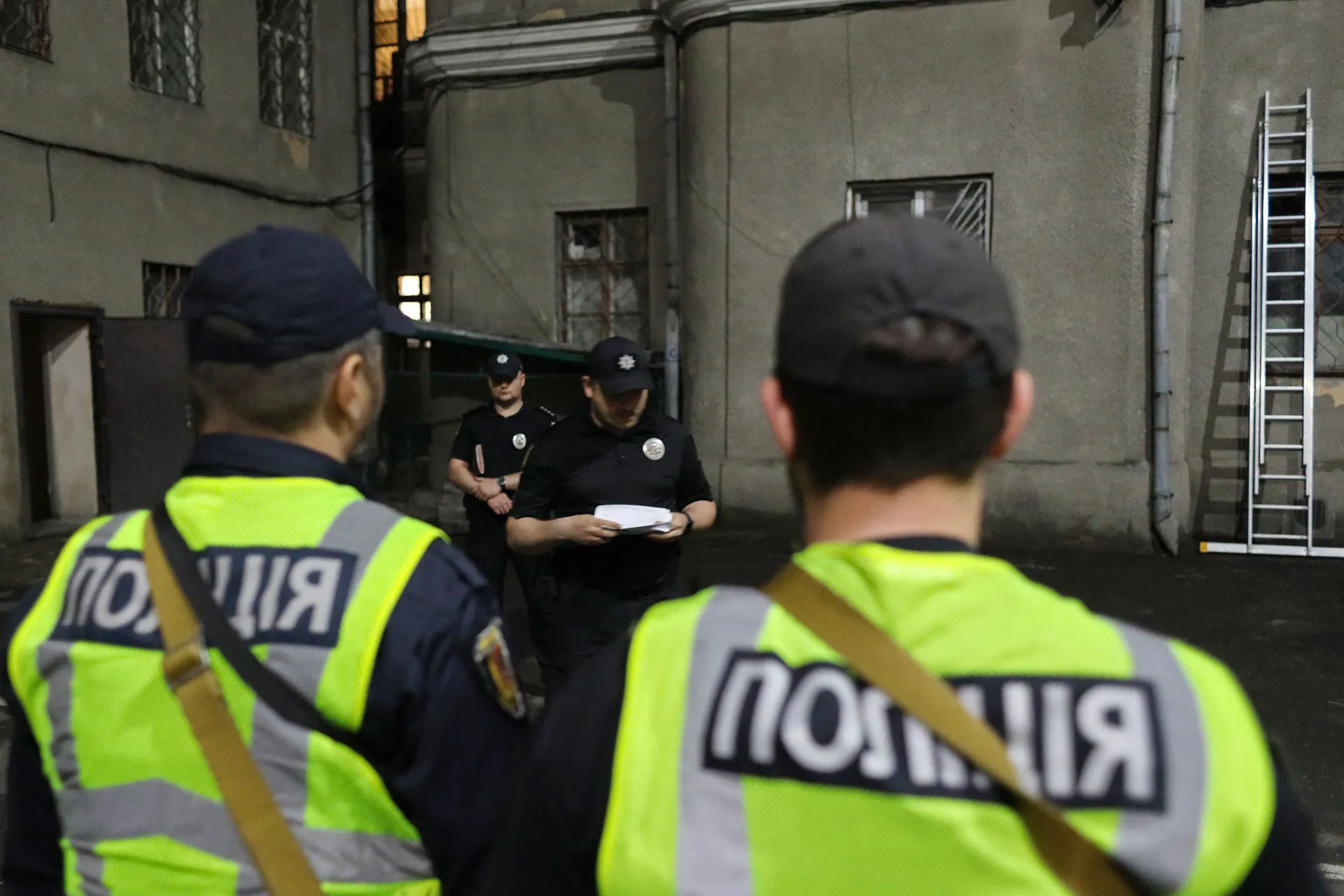 A famosa Escadaria Potemkin em Odessa, Ucrânia, descendo em direção ao porto.