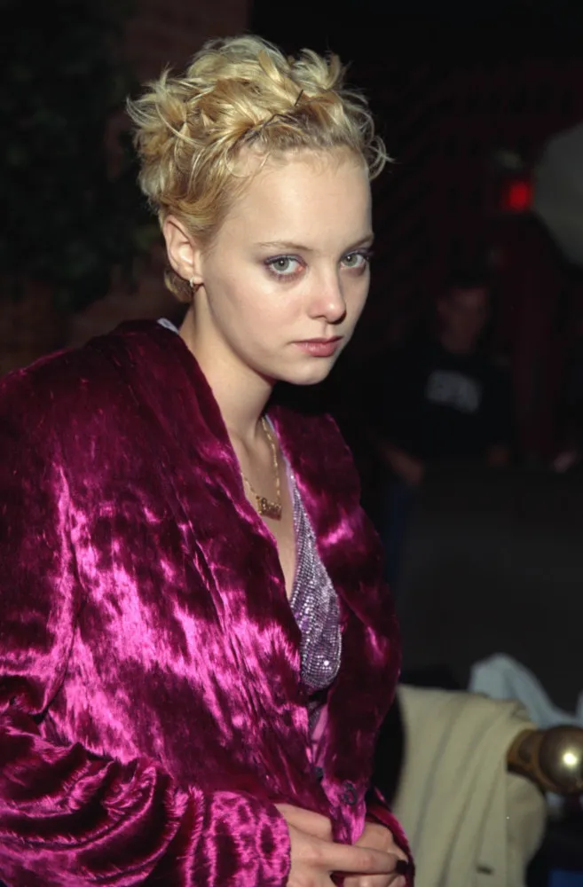 A atriz e modelo Bijou Phillips, filha do cantor John Phillips.