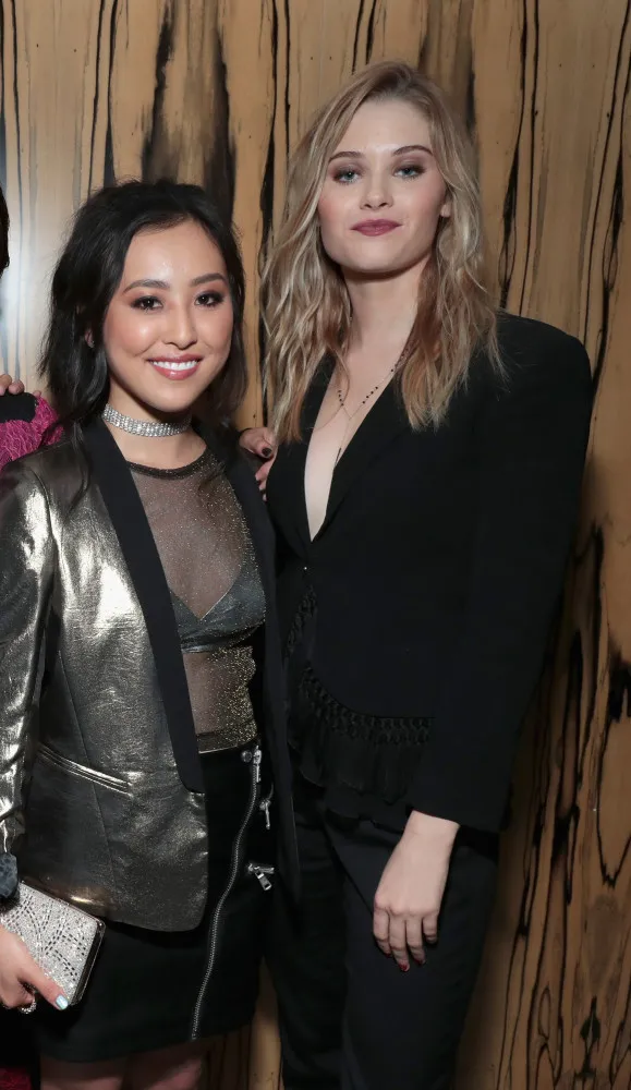 Nico Minoru e Karolina Dean, o casal da série da Marvel 'Fugitivos'.