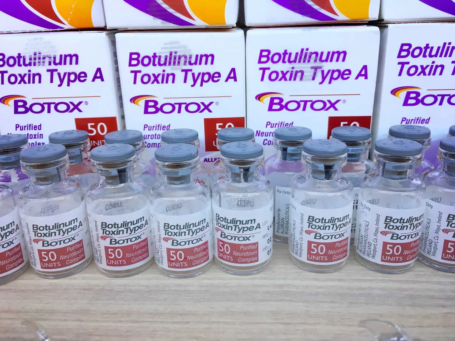 Modelo microscópico da bactéria Clostridium botulinum, de onde a toxina é derivada.