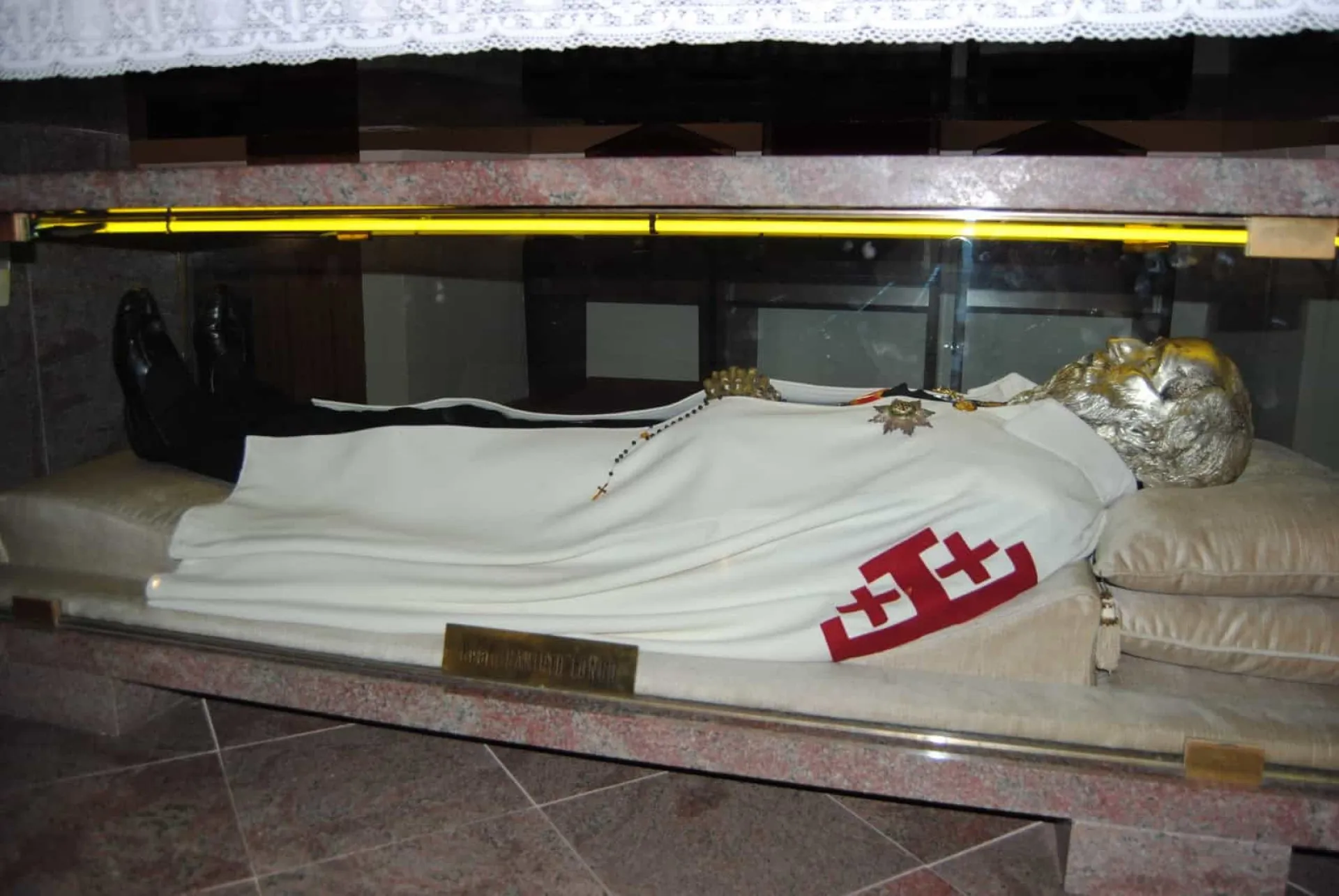 Santuário de Nossa Senhora do Rosário de Pompeia, restaurado por Bartolo Longo.