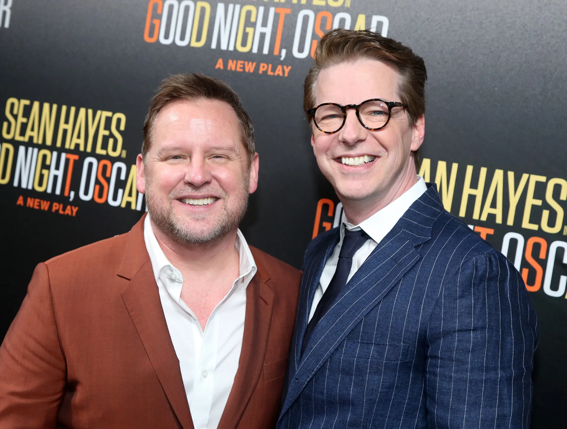 O ator Sean Hayes, de 'Will & Grace', e seu marido, o compositor Scott Icenogle.