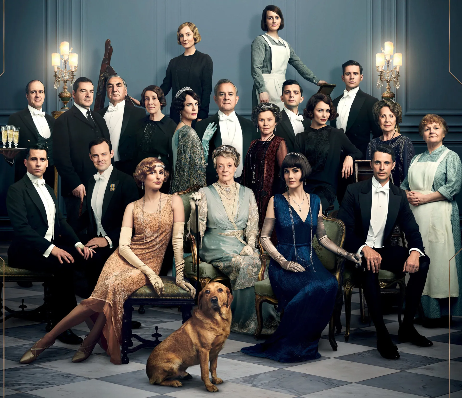 Os personagens Robert Crawley e Lady Edith em uma foto promocional de 'Downton Abbey'.