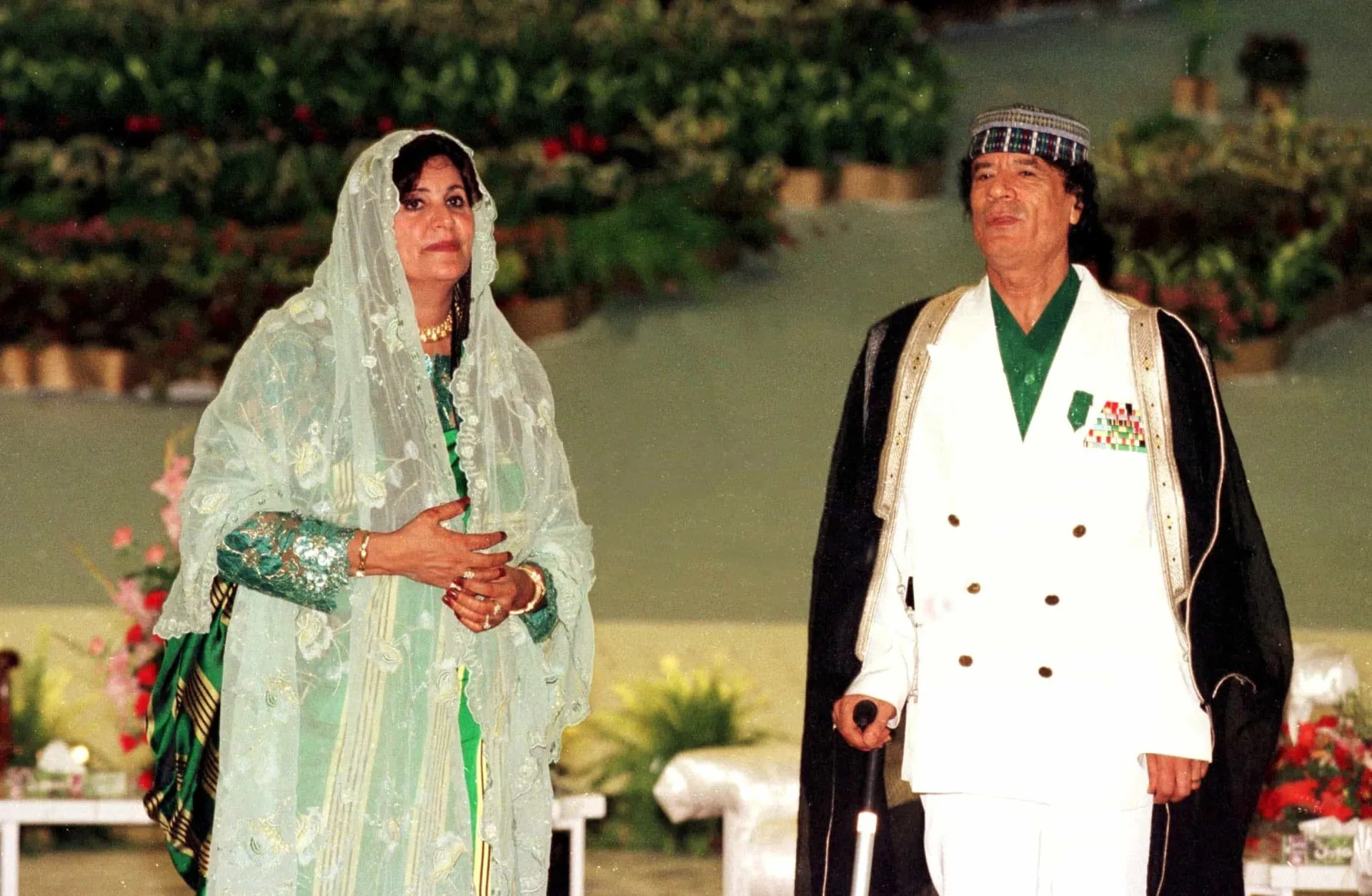 Safia Farkash, a discreta esposa do ex-ditador líbio Muammar Gaddafi.