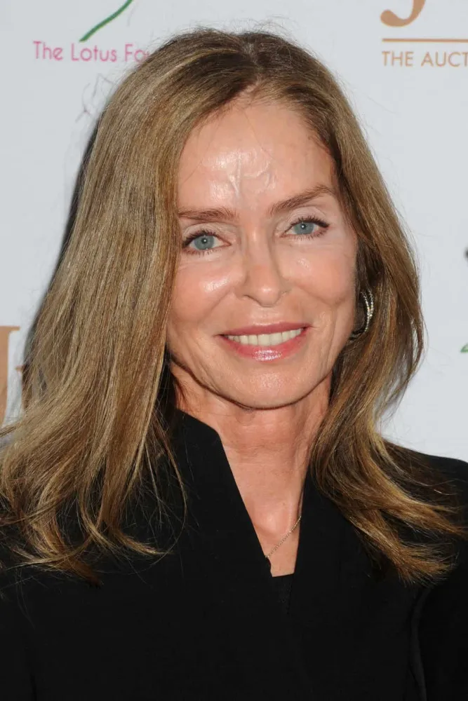 Barbara Bach ao lado de seu marido, o ex-beatle Ringo Starr.