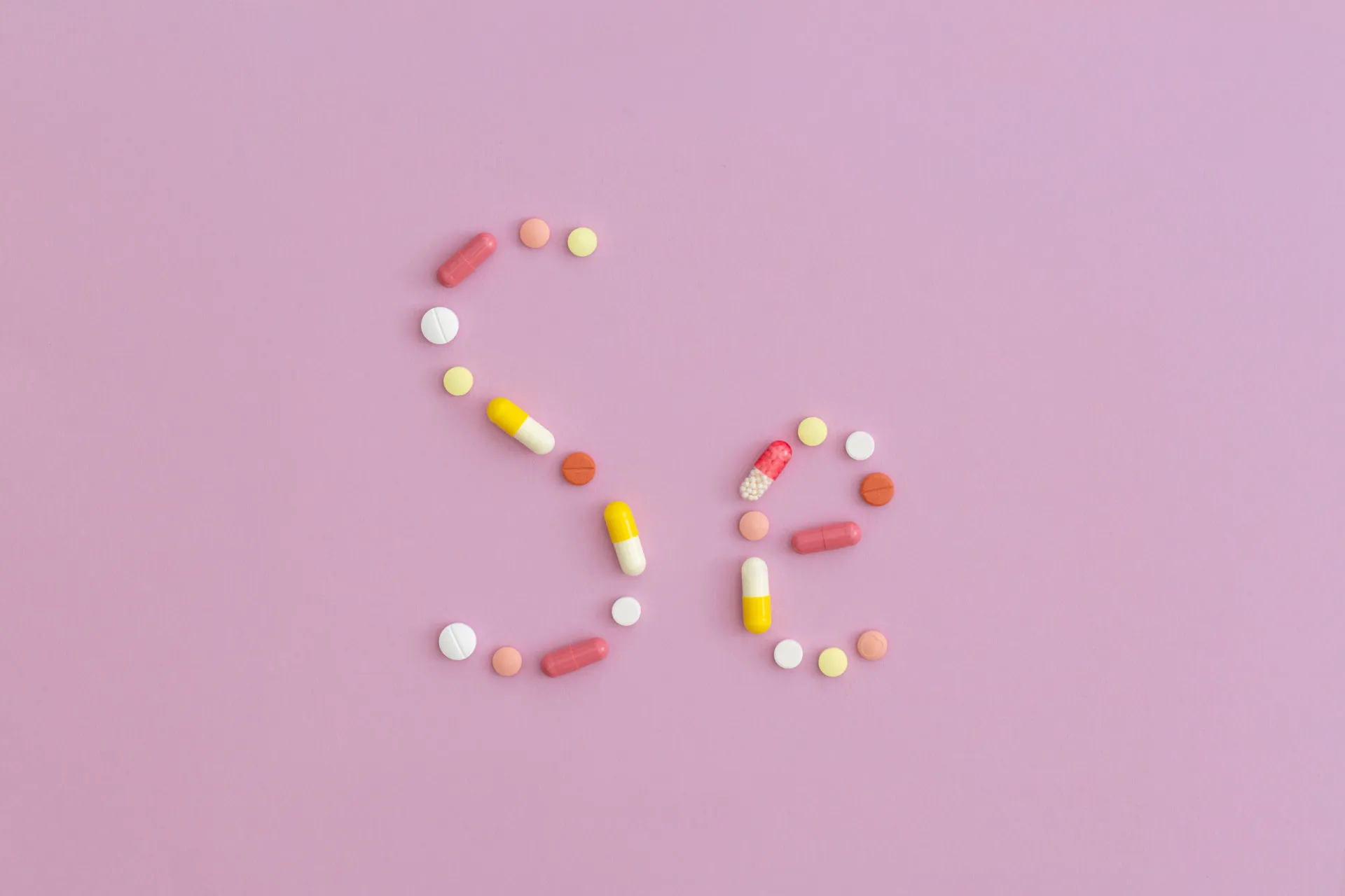 Uma representação molecular do selênio, destacando sua importância como elemento químico.