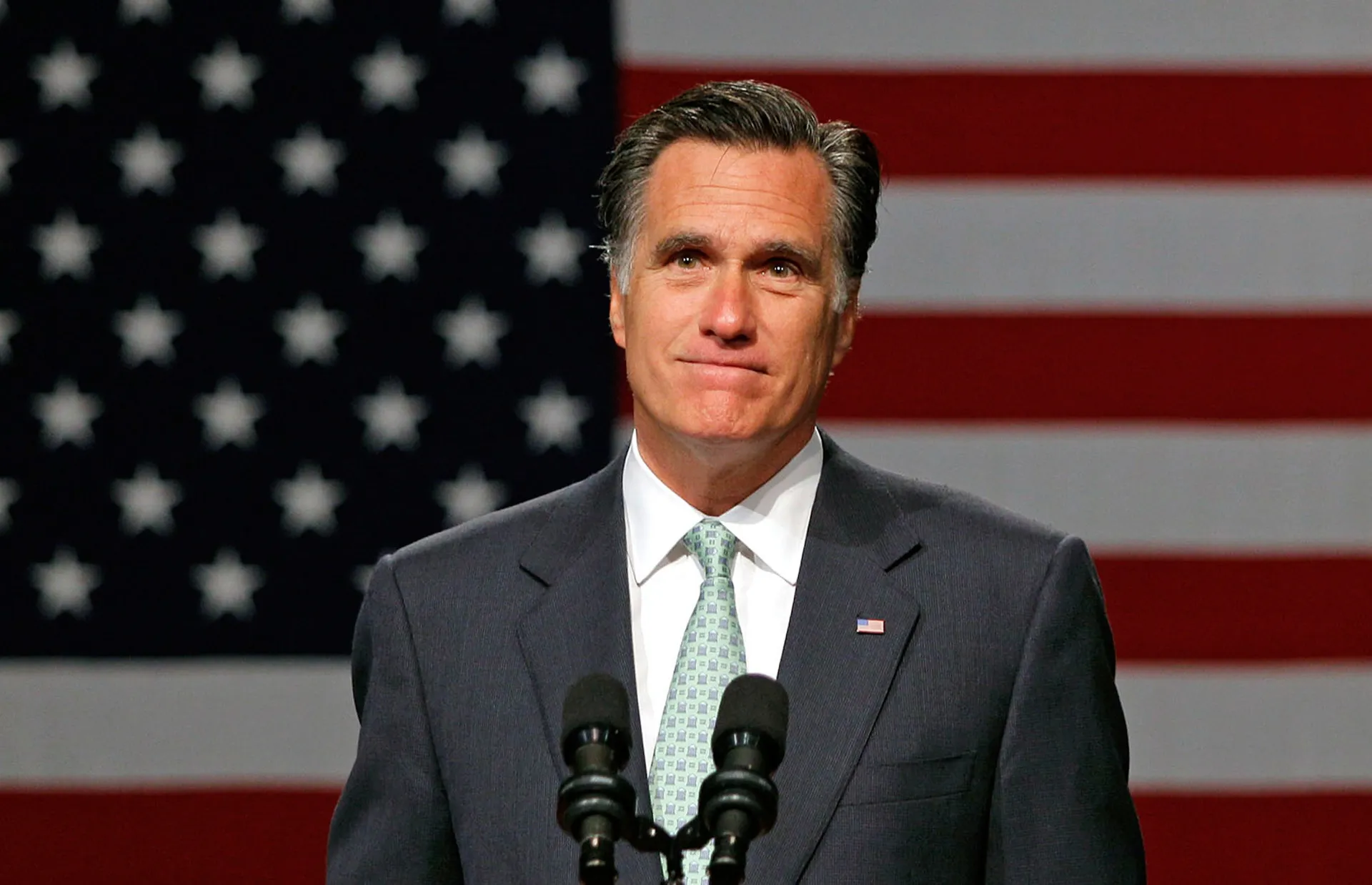 O político americano Mitt Romney em um evento público.
