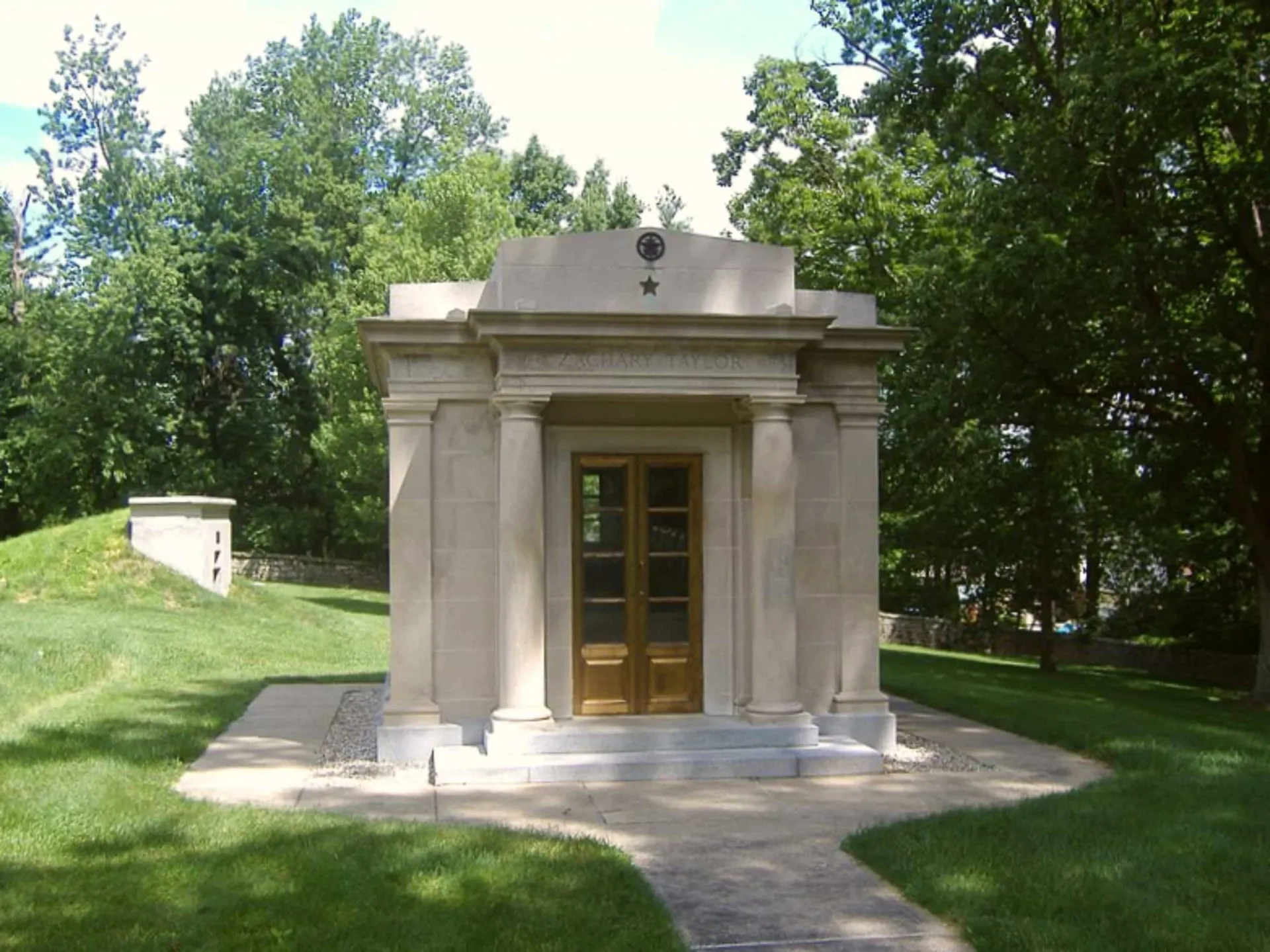 O mausoléu de Zachary Taylor em Louisville, Kentucky.