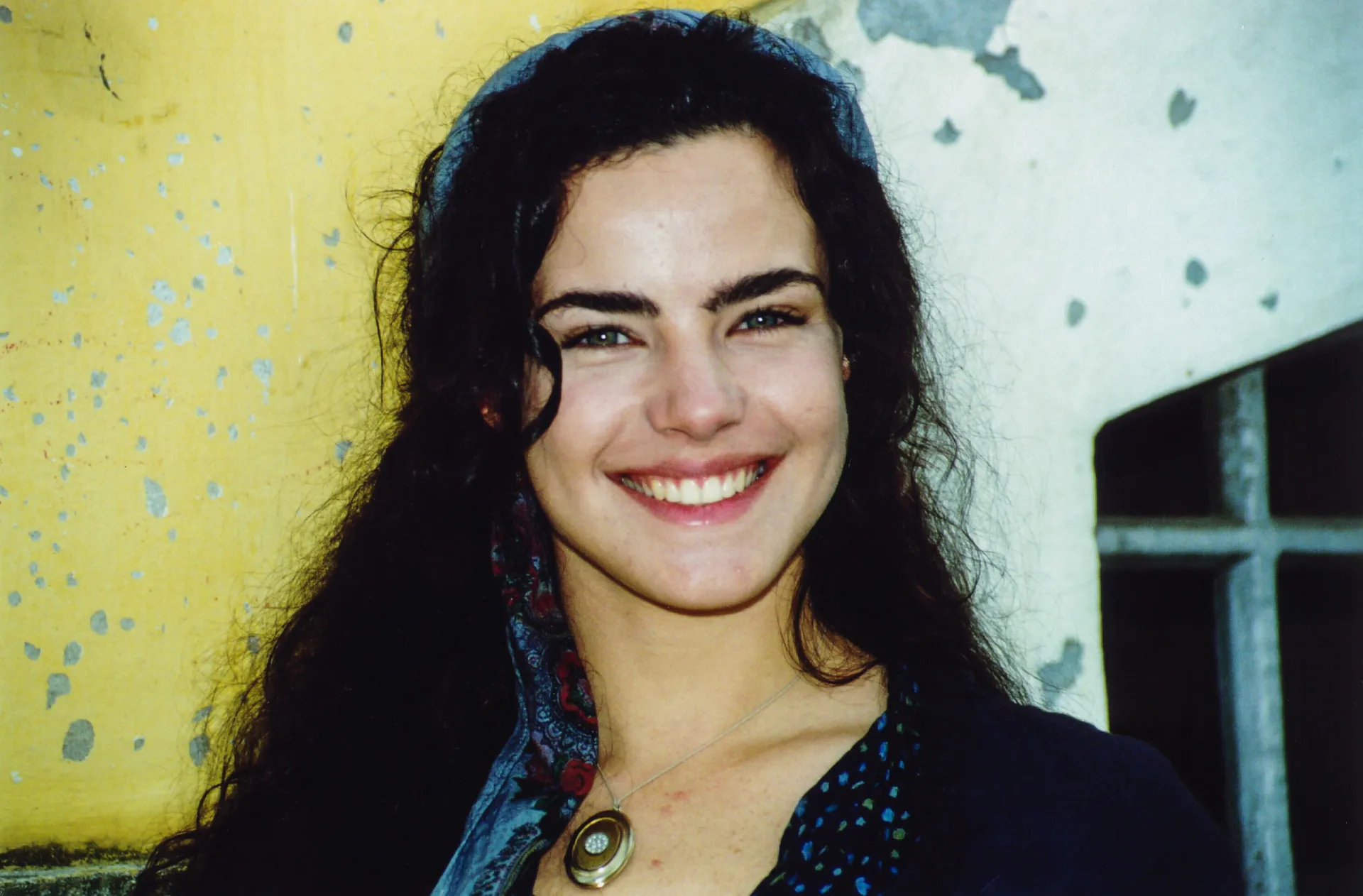 A atriz Ana Paula Arósio em um retrato icônico da minissérie 'Hilda Furacão'.