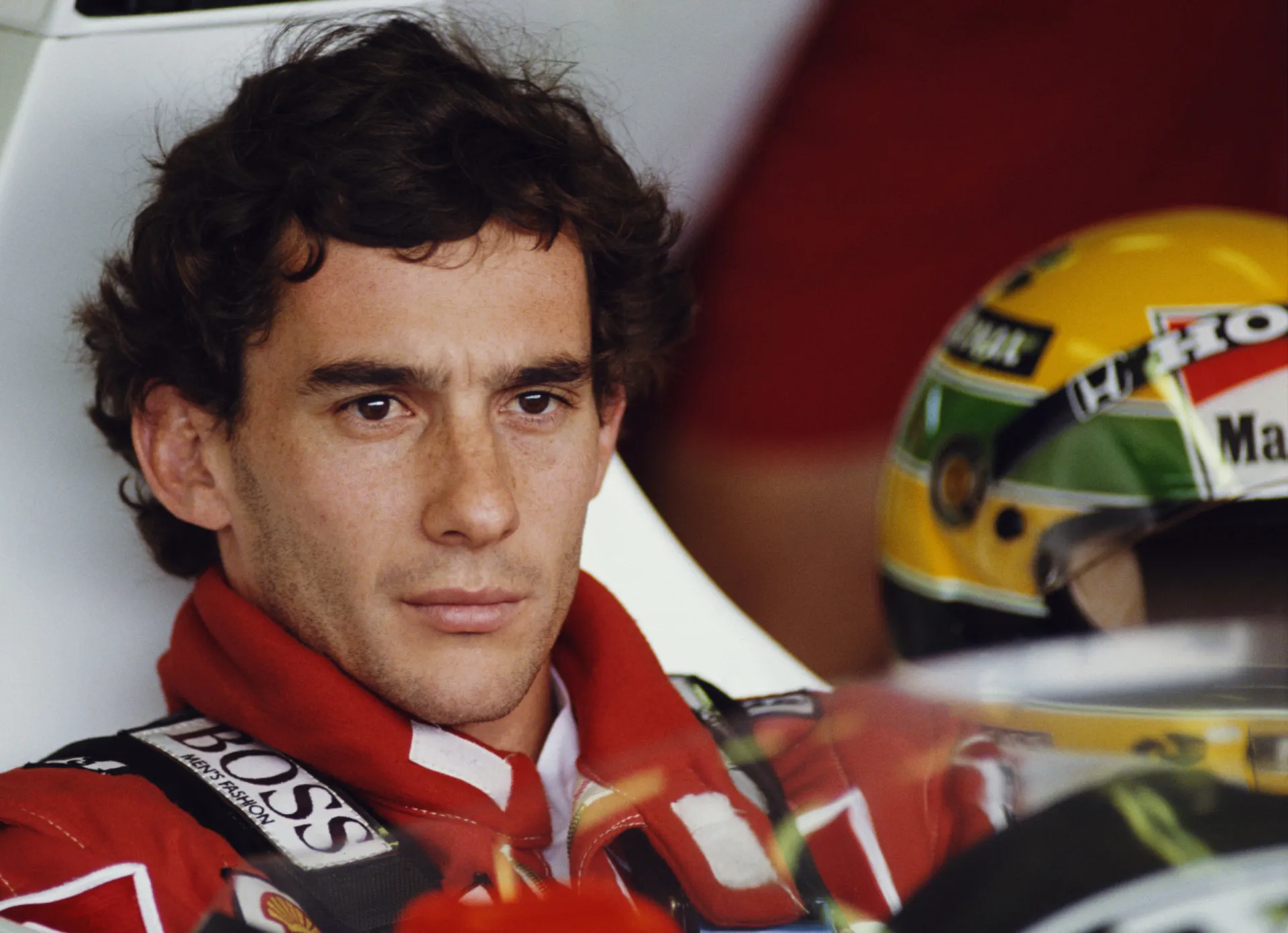 Memorial em homenagem a Ayrton Senna no circuito de Ímola, um lembrete dos perigos do esporte.