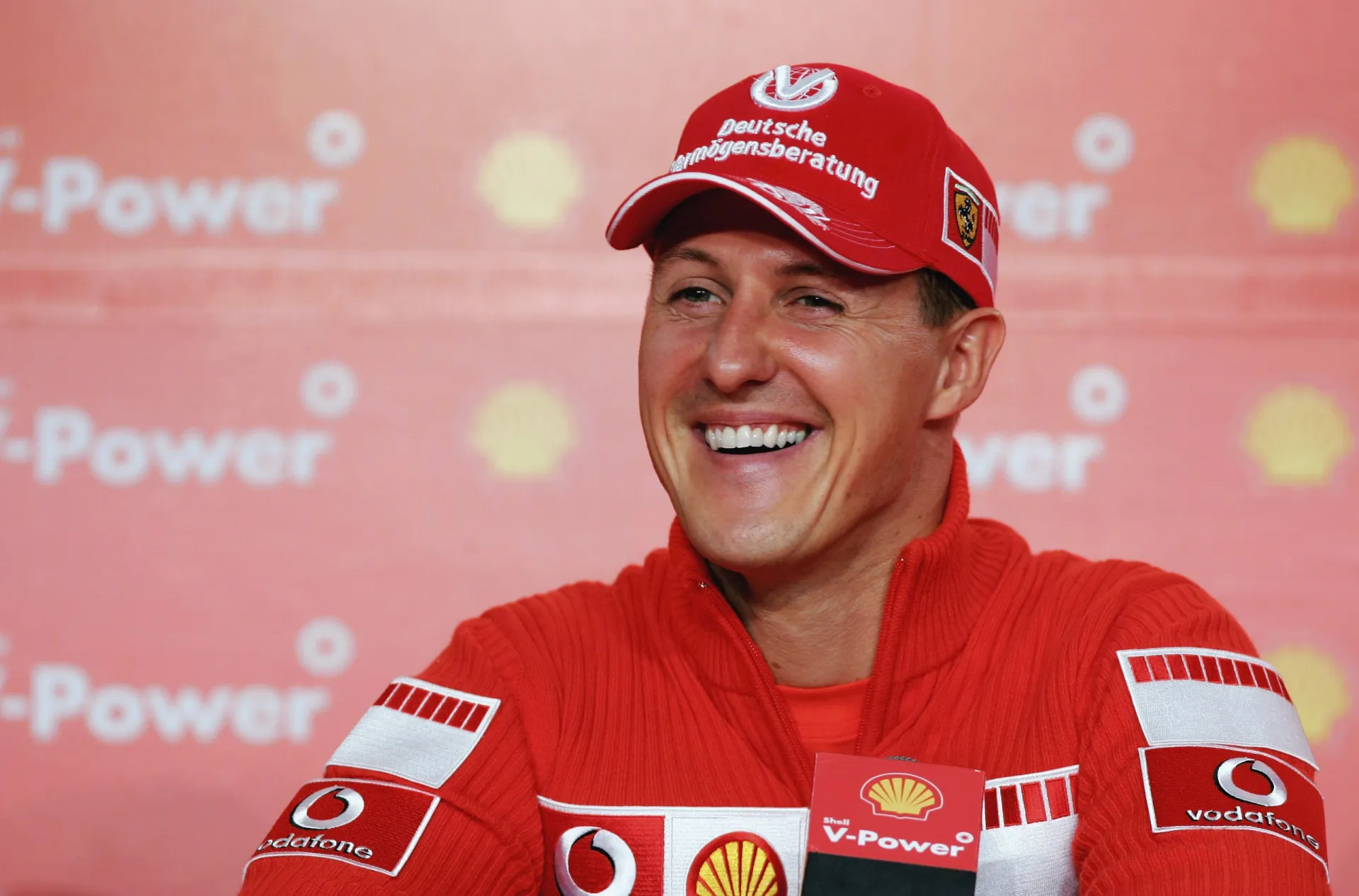 Lewis Hamilton e Michael Schumacher, os dois maiores campeões da história da F1.