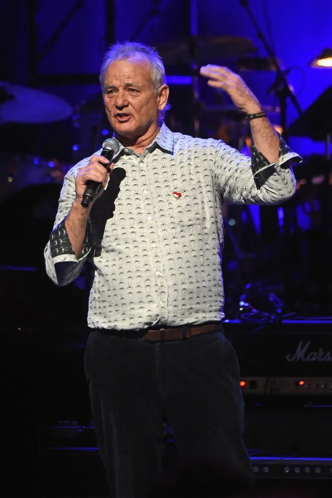 O ator e comediante Bill Murray com sua expressão icônica e divertida.