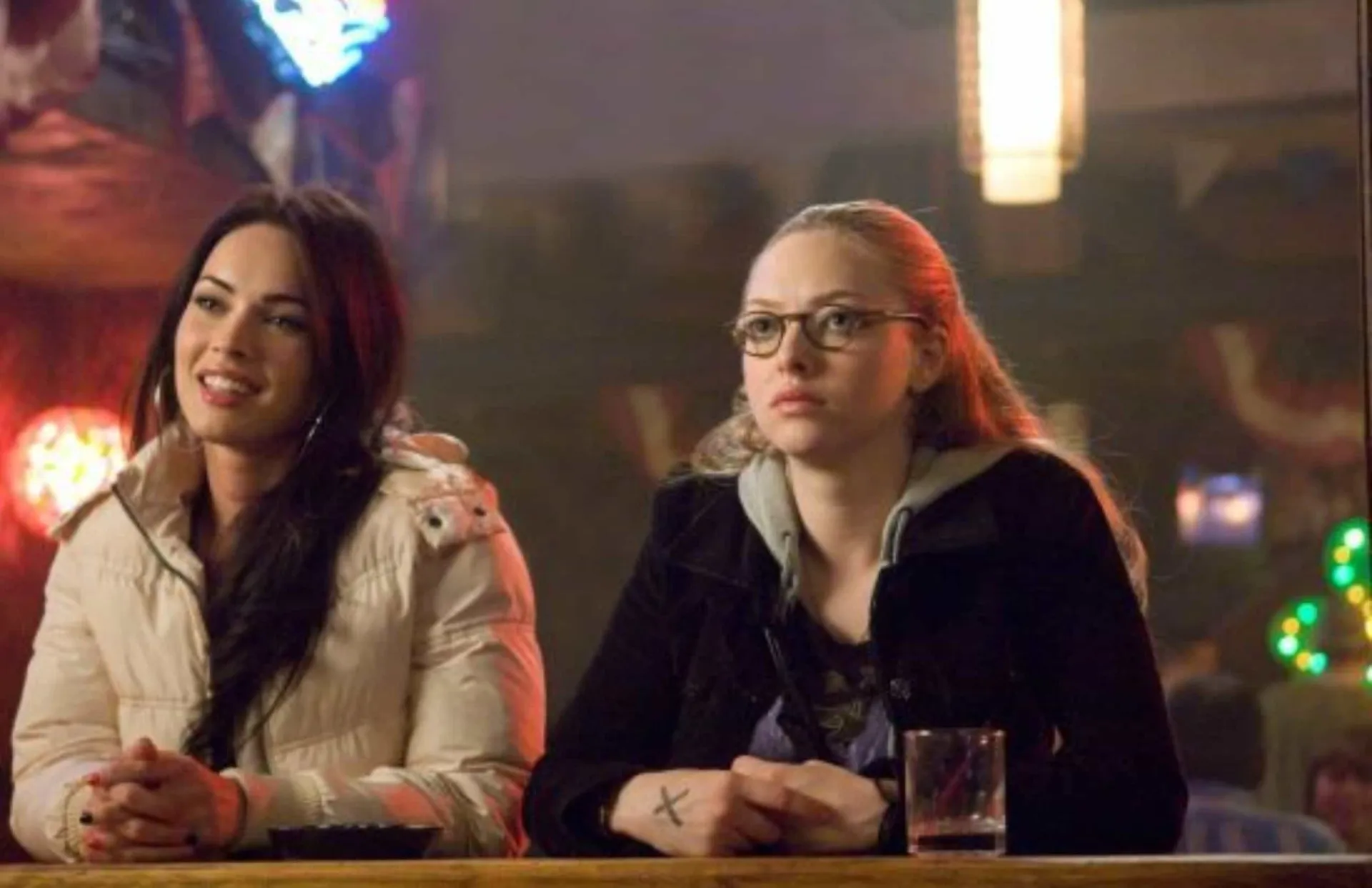 Megan Fox como a demônia devoradora de homens em 'Garota Infernal'.