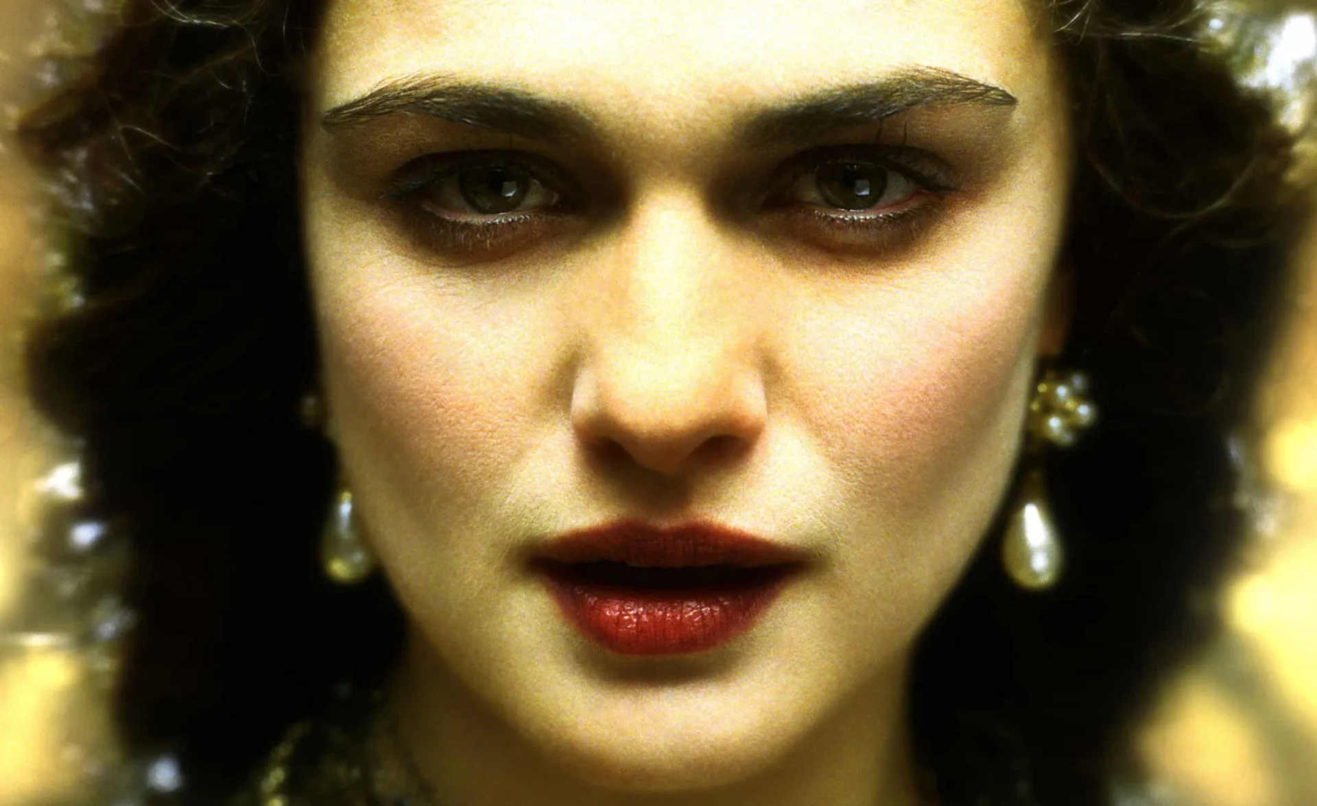 Hugh Jackman e Rachel Weisz em uma cena poética de 'Fonte da Vida'.