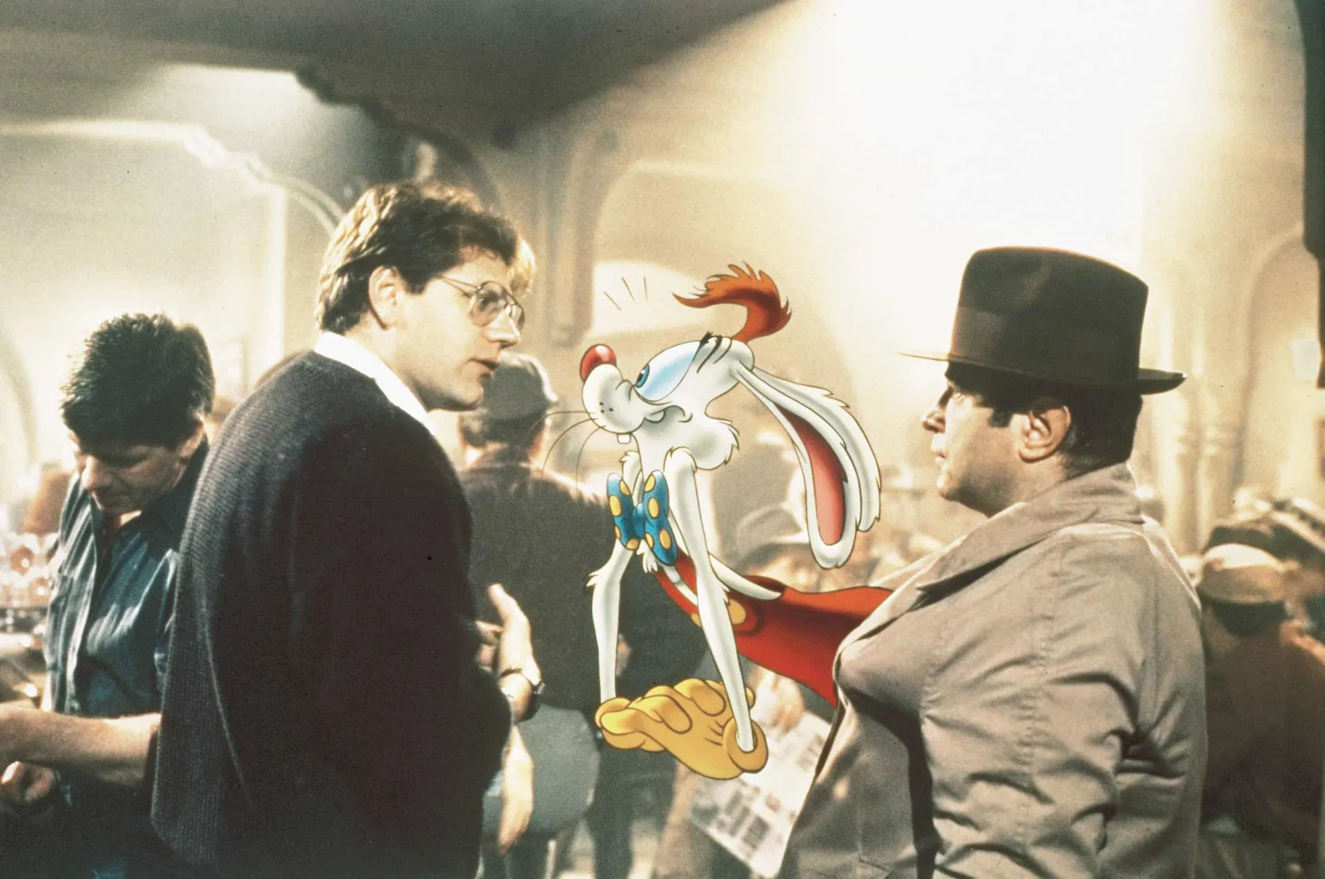 O detetive Eddie Valiant e o coelho Roger Rabbit, uma dupla inusitada que marcou o cinema.