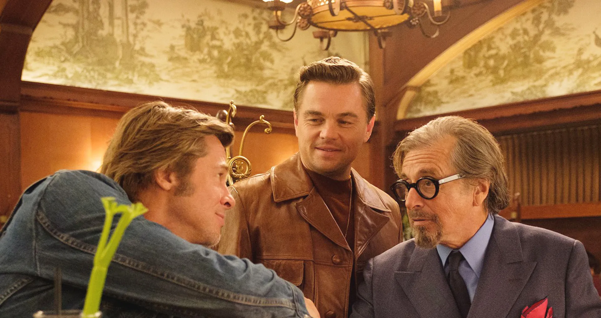 Leonardo DiCaprio e Brad Pitt em 'Era Uma Vez em Hollywood', de Quentin Tarantino.