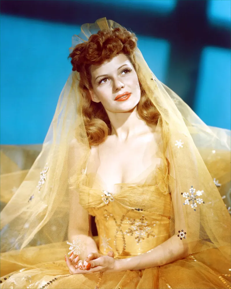 A atriz Rita Hayworth, um dos maiores símbolos da Era de Ouro de Hollywood.