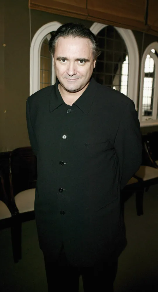 O comediante britânico Tony Slattery, conhecido por seu raciocínio rápido em 'Whose Line Is It Anyway?'.
