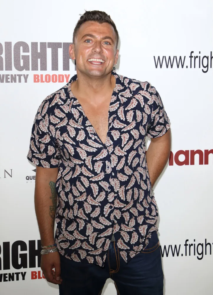O ator e astro de reality show britânico Paul Danan.