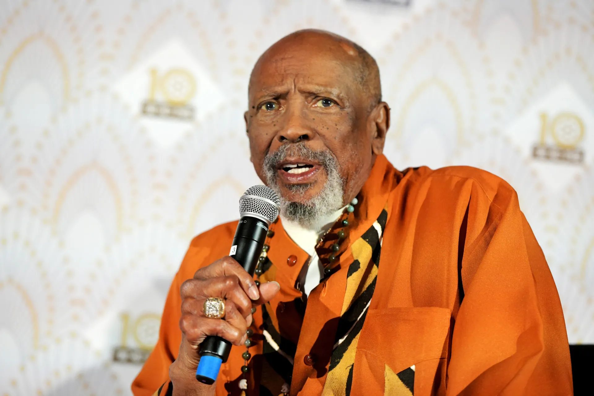 O estimado ator Louis Gossett Jr., vencedor do Oscar.