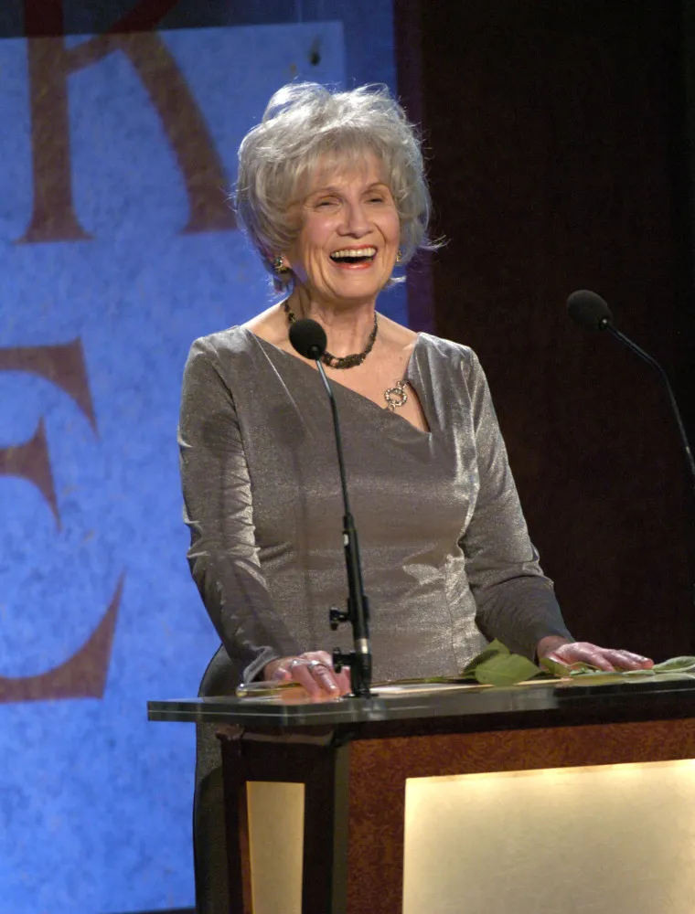 A autora canadense e vencedora do Nobel, Alice Munro.