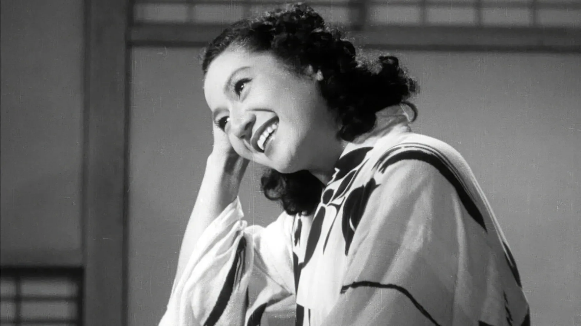 Pai e filha em uma cena tocante do filme de Yasujirō Ozu.