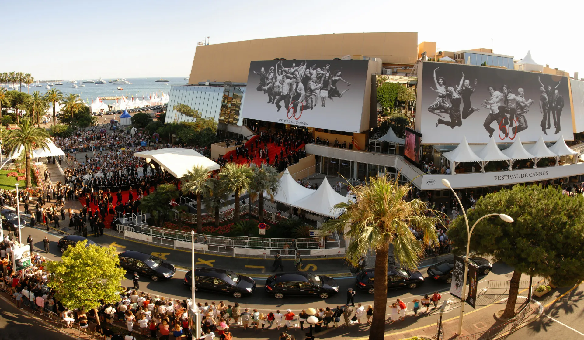 Fachada do Palais des Festivals, local onde acontece o Festival de Cinema de Cannes.
