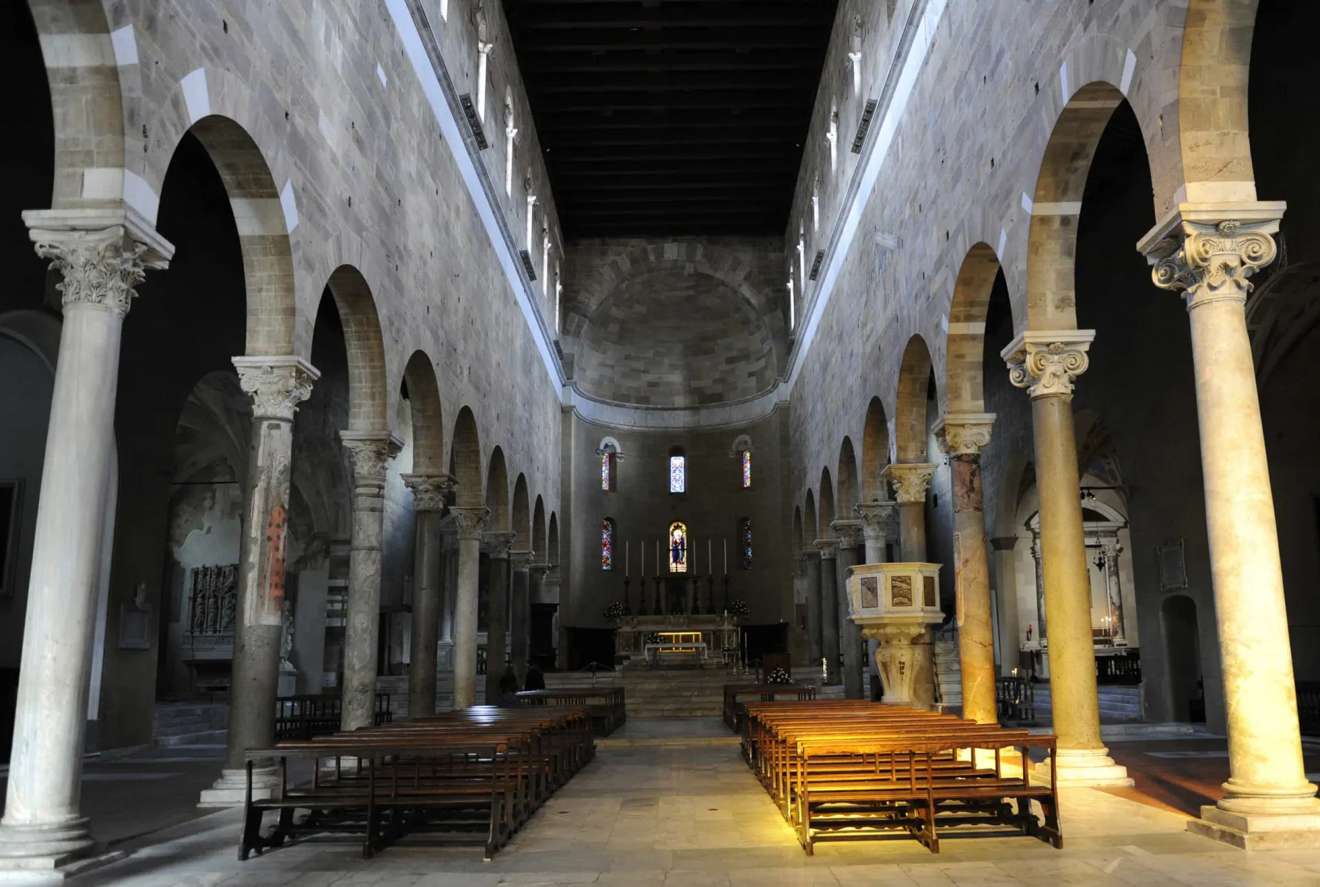 Corpo mumificado de Santa Zita em exposição na Basílica de San Frediano, na Itália.