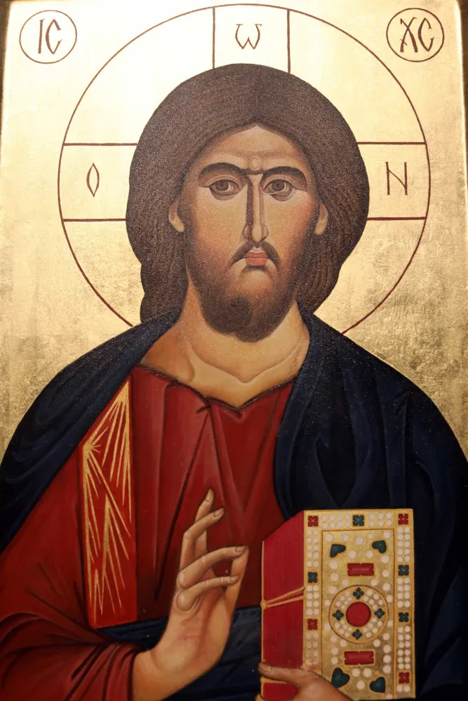 Bispos ortodoxos reunidos em um sínodo, tomando decisões importantes para a igreja.