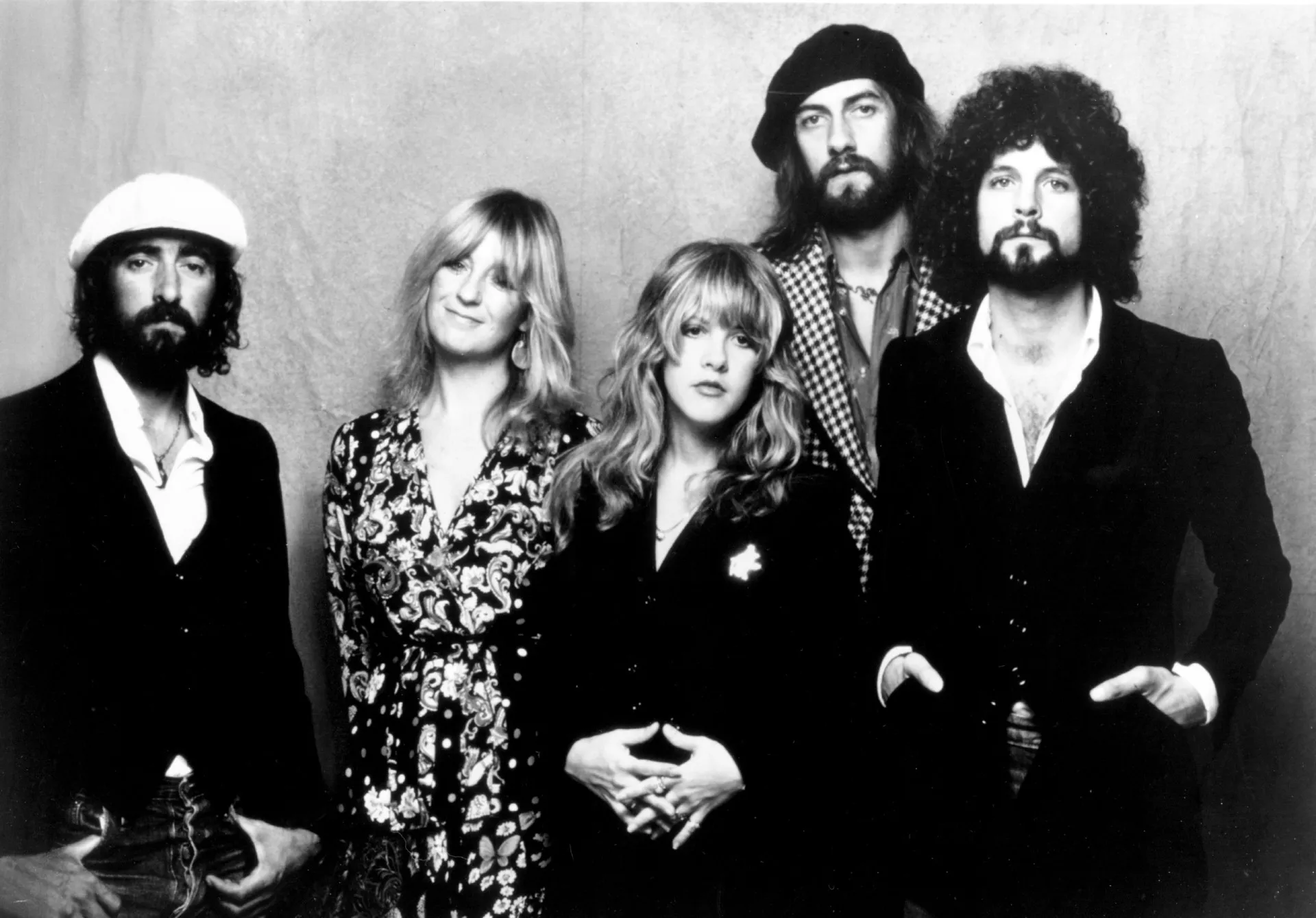 Os membros da formação clássica do Fleetwood Mac, incluindo Stevie Nicks e Mick Fleetwood.