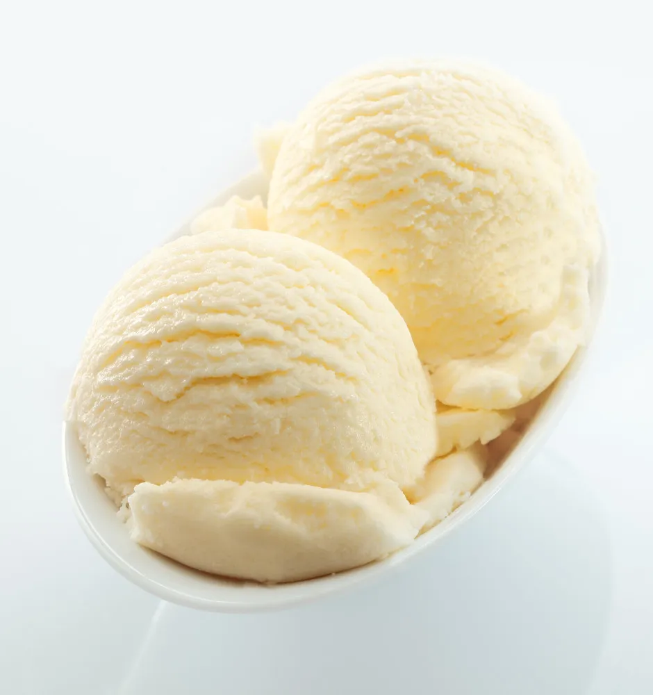 Pote de sorvete light, com uma aparência cremosa e convidativa.
