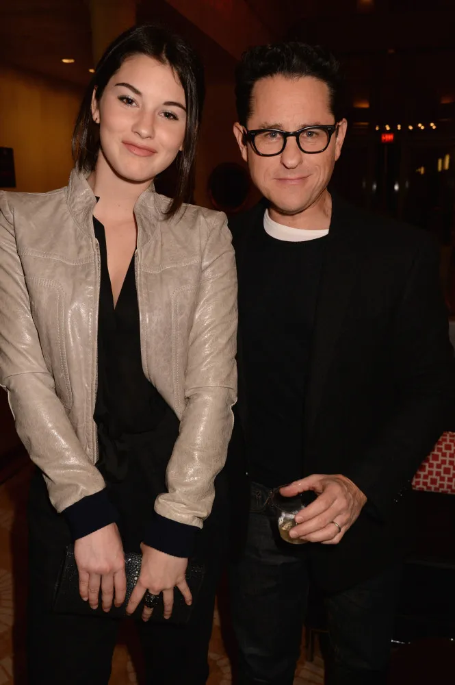 A cantora Gracie Abrams, filha do diretor J.J. Abrams.