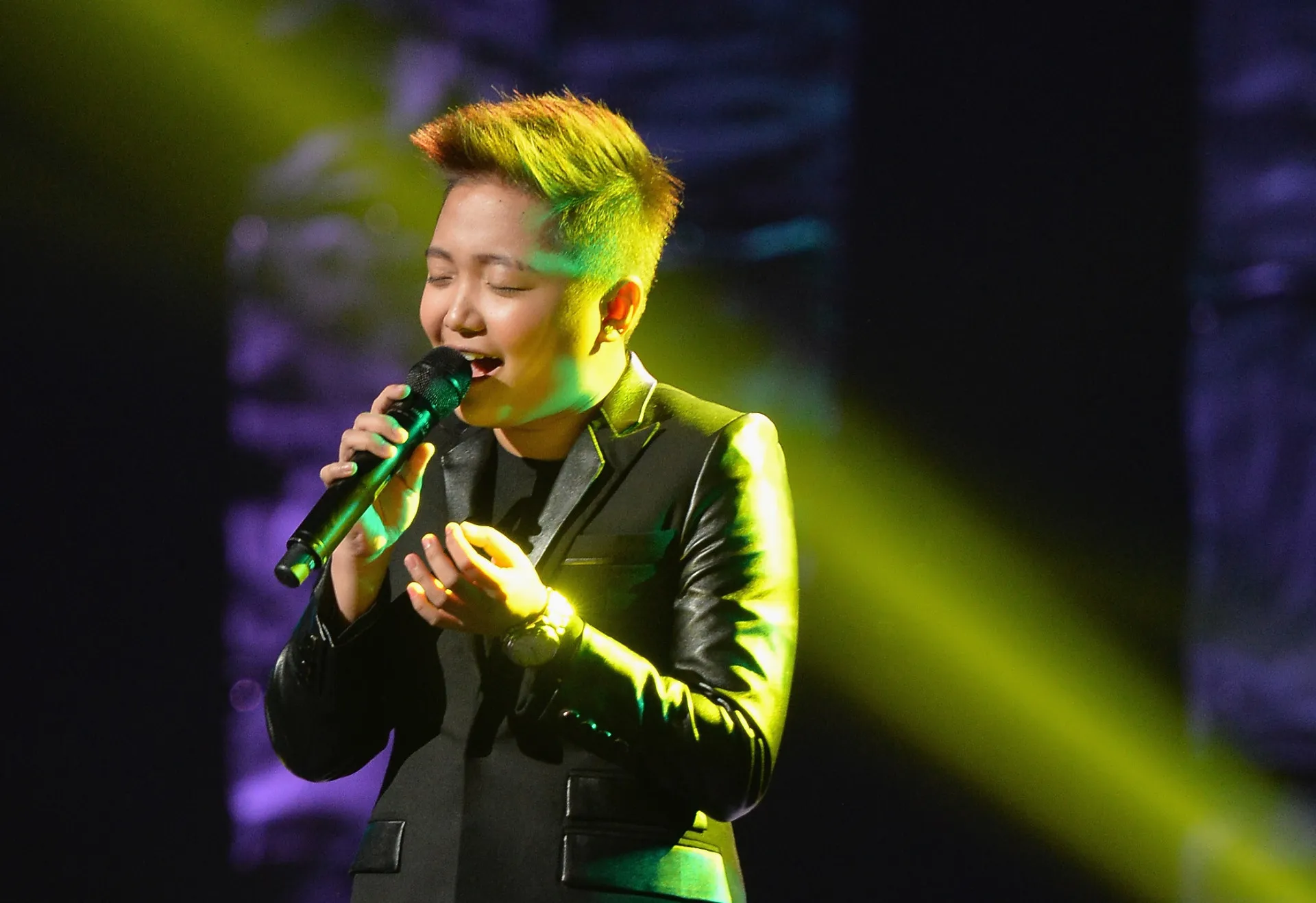 O cantor filipino Jake Zyrus, que fez sua transição de gênero publicamente.